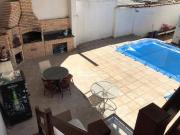 Sobrado com 3 dormitórios à venda, 354 m² por R$...
