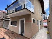 Sobrado com 3 dormitórios à venda, 358 m² por R$...