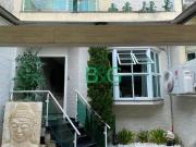 Sobrado com 3 dormitórios à venda, 360 m² por R$...