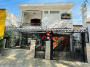 Sobrado com 3 dormitórios à venda, 360 m² por R$...