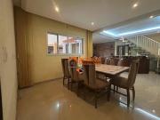 Sobrado com 3 dormitórios à venda, 390 m² por R$...