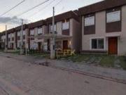 Sobrado com 3 dormitórios à venda, 90 m² por R$ 410.000...