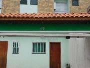 Sobrado com 3 dormitórios à venda, 91 m² por R$...