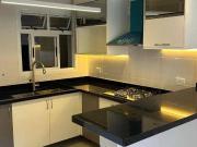 Sobrado com 3 dormitórios à venda, 94 m² por R$...