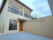 Sobrado com 3 dormitórios à venda no Balneário dos...