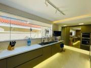 Sobrado com 3 dormitórios à venda ou aluguel em Interlagos