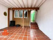 Sobrado com 3 dormitórios à venda Parque Jaçatuba Santo...