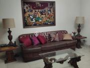 Sobrado com 3 dormitórios e edícula nos fundos