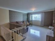 Sobrado com 3 dormitorios e garagem para 4 carros