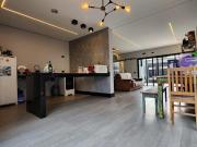 Sobrado com 3 dormitórios, piscina e espaço gourmet,...