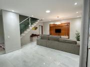 Sobrado com 3 dormitórios, Portal dos Ipês III