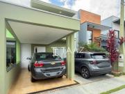 Sobrado com 3 dormitórios, sendo 1 suíte à venda, 167 m²...