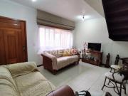 Sobrado com 3 dormitórios, sendo 1 suíte, com 2 vagas à...