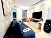 Sobrado com 3 dormitórios, vaga de garagem para 4...