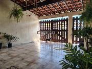 Sobrado com 3 dorms, Balneário Itaóca, Mongaguá R$ 370...