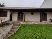 Sobrado com 3 quartos, 172m², à venda em Curitiba, Uberaba