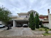 Sobrado com 3 quartos 3 suítes e amplo quintal com...