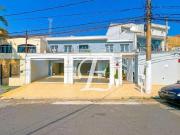 Sobrado com 3 quartos à venda, 260 m² por R$ 1.900.000...
