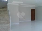 Sobrado com 3 quartos à venda em Vila Constança SP