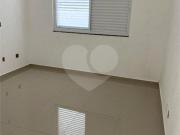 Sobrado com 3 quartos à venda em Vila Invernada SP