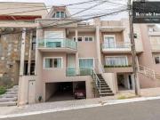 Sobrado com 3 quartos à venda no bairro Pinheirinho