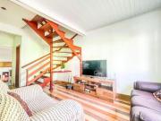 Sobrado com 3 quartos, à venda por R$ 290.000 Bairro...