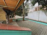 Sobrado com 3 Quartos e 2 banheiros à Venda, 180 m² por...