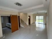 Sobrado com 3 Quartos e 2 banheiros à Venda, 192 m² por...