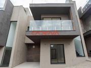 Sobrado com 3 quartos e 2 vagas à venda no Boqueirão Sobrado com 3 quartos e 2 vagas à venda no Boqueirão