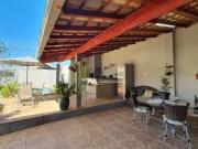 Sobrado com 3 Quartos e 3 banheiros à Venda, 319 m² por...