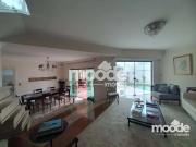 Sobrado com 3 Quartos e 4 banheiros à Venda, 390 m² por...