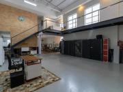 Sobrado com 3 Quartos e 4 banheiros à Venda, 410 m² por...