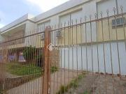 Sobrado com 3 quartos e 4 vagas no Jardim Lindoia