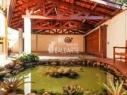 Sobrado com 3 Quartos e 6 banheiros à Venda, 392 m²