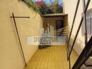 Sobrado com 3 Quartos para Comprar, 200m² Bairro...