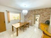 Sobrado com 3 Quartos para Comprar, 219m² Jardim Bela...