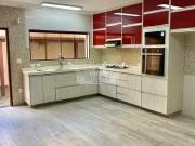 Sobrado com 3 Quartos para Comprar, 254m² Jardim Santo...