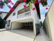 Sobrado com 3 quartos para venda ou aluguel em Veleiros