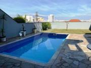 Sobrado com 3 suítes, 4 vagas cobertas, alto padrão, na...