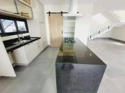 Sobrado com 3 suítes à venda, 248 m² por R$ 2.150.000...