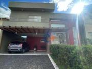 Sobrado com 3 Suítes à venda, com construção de 300m²...