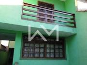 Sobrado com 3 suítes e 8 vagas de garagem em Parque...