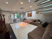 Sobrado com 3 suítes, modulados, closet, piscina e muito...