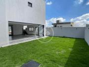 Sobrado com 3 suítes no Parqville Jacarandá, Aparecida...