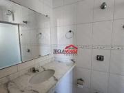 Sobrado com 4 dormitórios para alugar, 245 m² por R$...