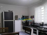 Sobrado com 4 dormitórios à venda, 155 m² por R$...