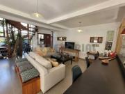 Sobrado com 4 dormitórios à venda, 160 m² por R$...