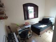 Sobrado com 4 dormitórios à venda, 168 m² por R$ 424.000...