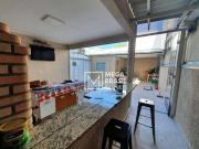 Sobrado com 4 dormitórios à venda, 181 m² por R$...