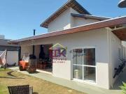 Sobrado com 4 dormitórios à venda, 185 m² por R$...